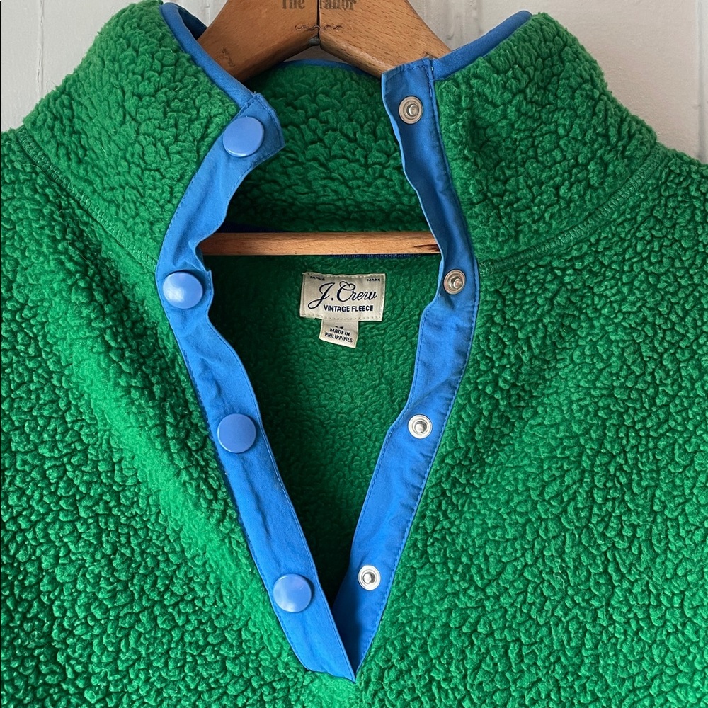 J. Crew Vintage Fleece in Green with Blue Accent - Picture 4 of 4